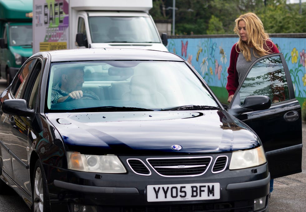 Cassie Plummer, Ross, Coronation Street cassie plummer, ross, coronation street