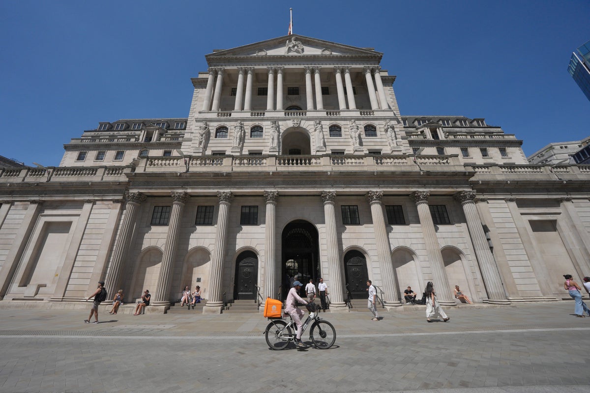 Interest rates expected to be held as inflation predicted to rise again