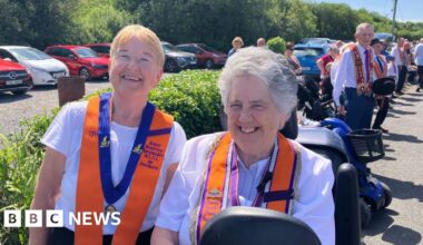 Thousands attending Orange Order parade in Rossnowlagh - BBC