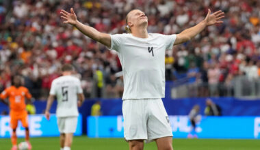Erling Haaland's late winner fires Norway into World Cup round of 16