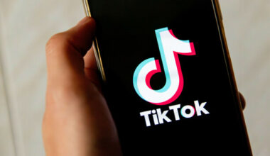 TikTok staff braced for layoffs as company announces Ireland restructure - The Journal