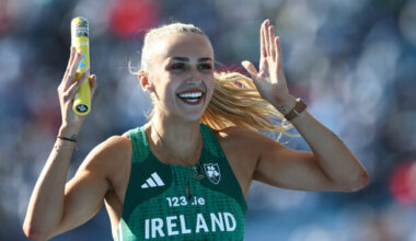 Sharlene Mawdsley signs professional contract with Nike · The 42