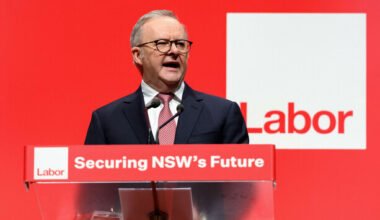 Australian prime minister apologises after saying he'd 'shag' Kylie Minogue during podcast game - The Journal