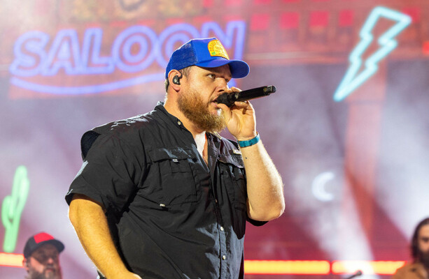 Country music star Luke Combs headlines Slane this weekend - here's all you need to know - The Journal