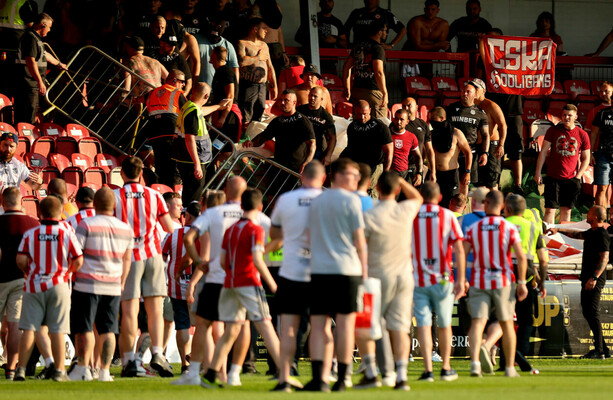 PSNI officer hospitalised as crowd trouble causes delay to Derry City's Europa League fixture - The Journal