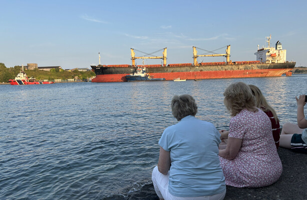 Drug-smuggling ship MV Matthew finally leaves Cork Harbour to head to Dutch scrapyard