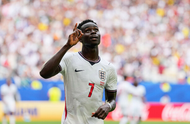 England beat France 6-4 in wild World Cup third-place play-off · The 42