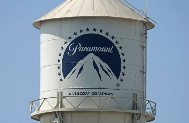 Paramount delays $110 billion Warner Bros. merger as lawsuit seeking to block deal moves forward