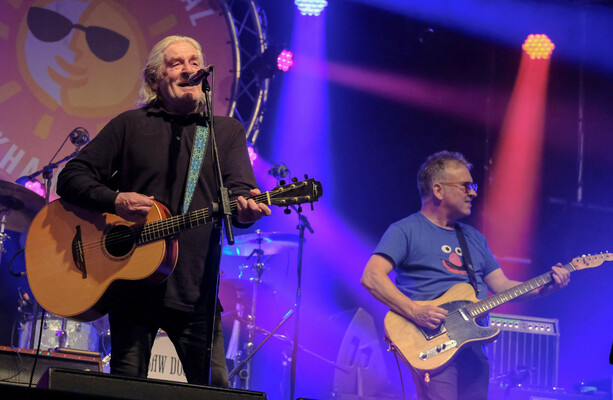 Saw Doctors 'amazed' as their 34-year-old Mayo anthem soars to no. 1 on Spotify