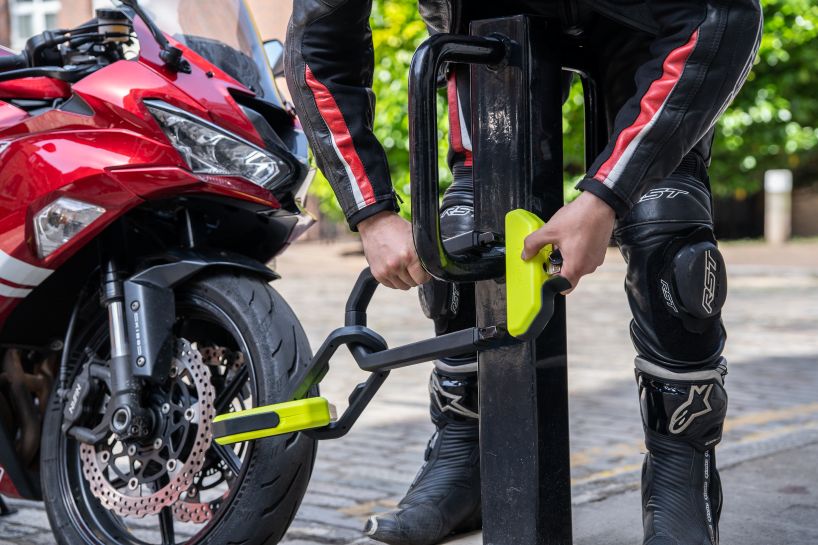 hiplok introduces a compact modular locking system for next-generation bike security - 3