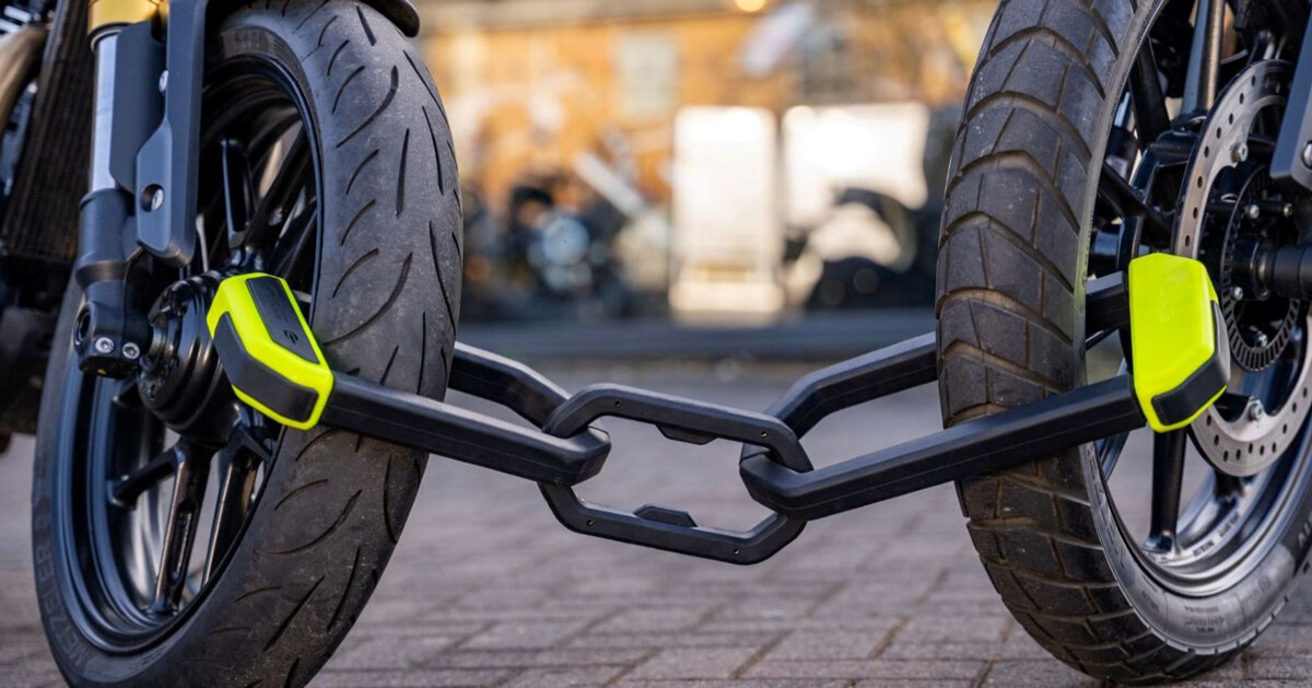 hiplok introduces a compact modular locking system for portable bike security