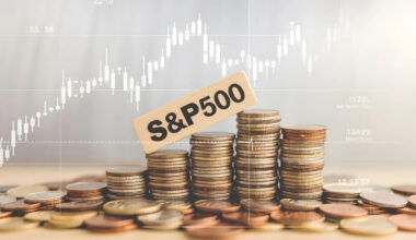 Yardeni Maintains Bullish Year-End Outlook Despite Near-Term Market Risks