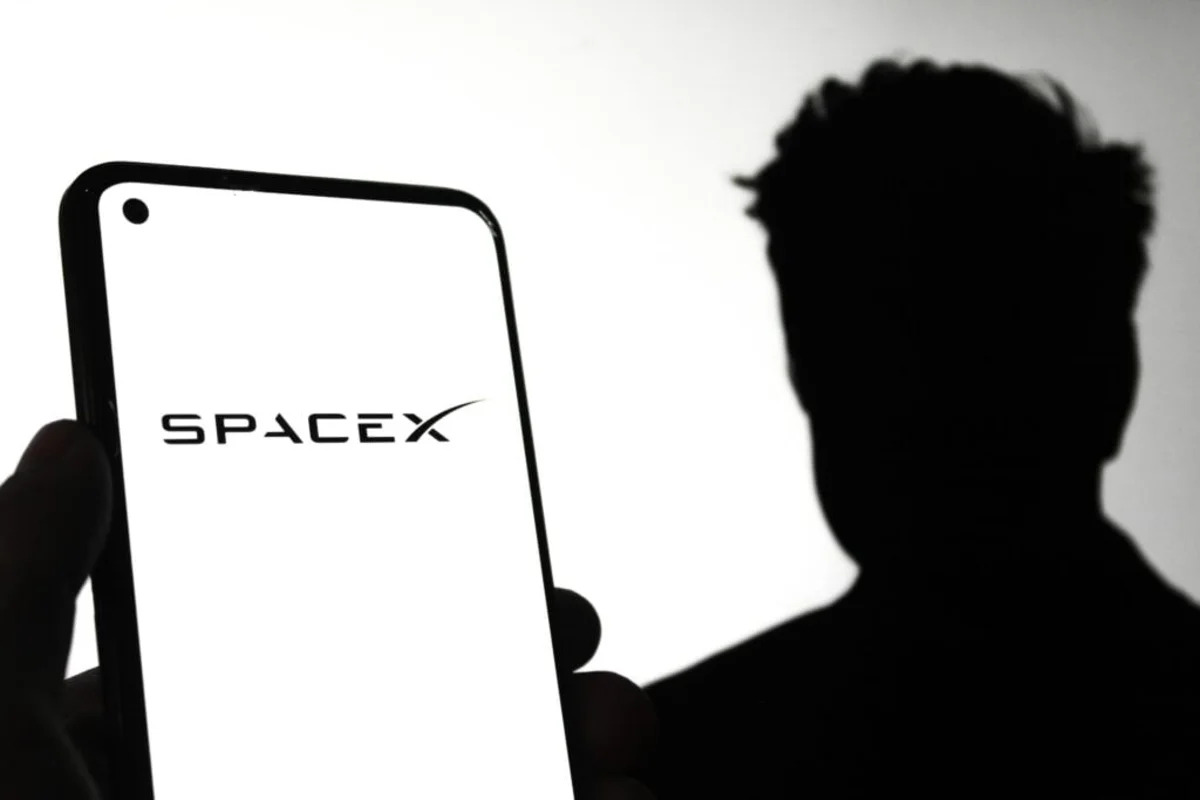 Elon Musk's SpaceX Deorbits 260 Starlink Satellites in Six Months, With Hundreds More Set to Burn Up
