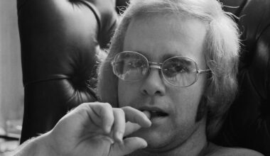 1970 Classic Ballad, Written by a 17-Year-Old, Became a Soft Rock Anthem