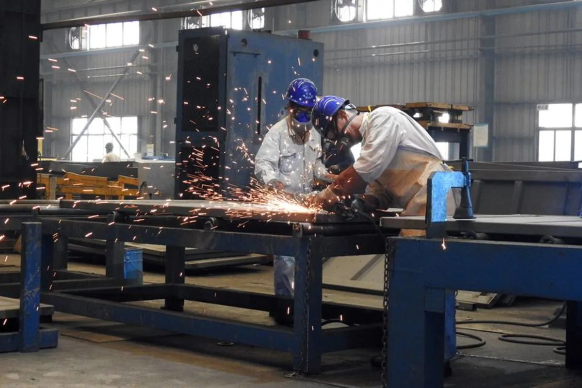 Global AI wave revs up Asian factories, offsetting war-induced pain
