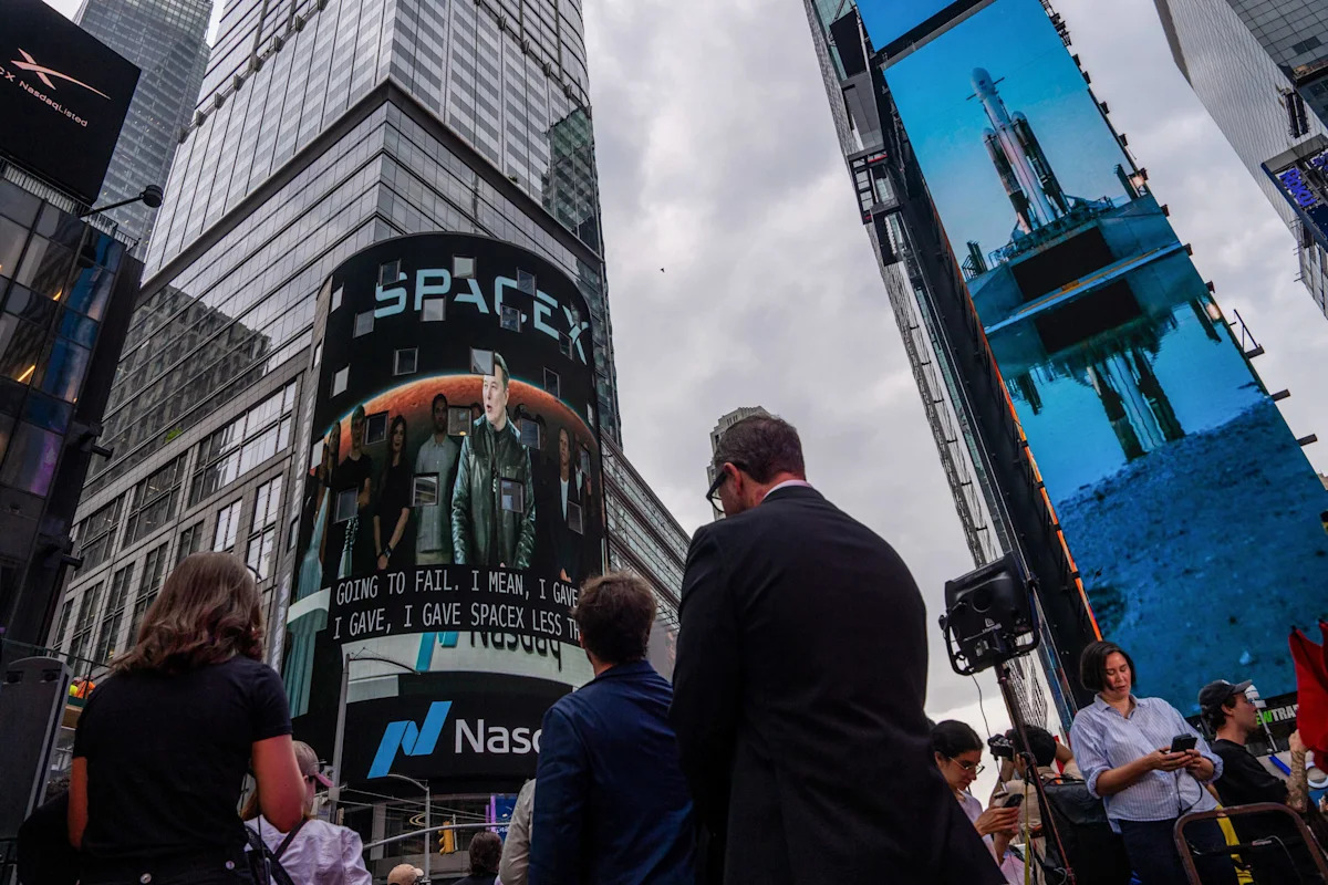 Google Ventures makes surprise $30 million SpaceX-era bet