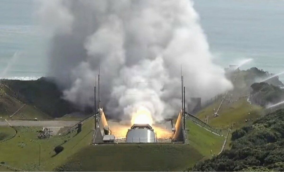 Japan space agency conducts Epsilon rocket engine test after failures