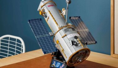 Lego’s new 1,252-piece set lets you peek inside NASA’s Hubble Space Telescope
