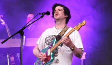 Modest Mouse Guitarist Simon O’Connor Apologizes for Inappropriate Messages to Minor