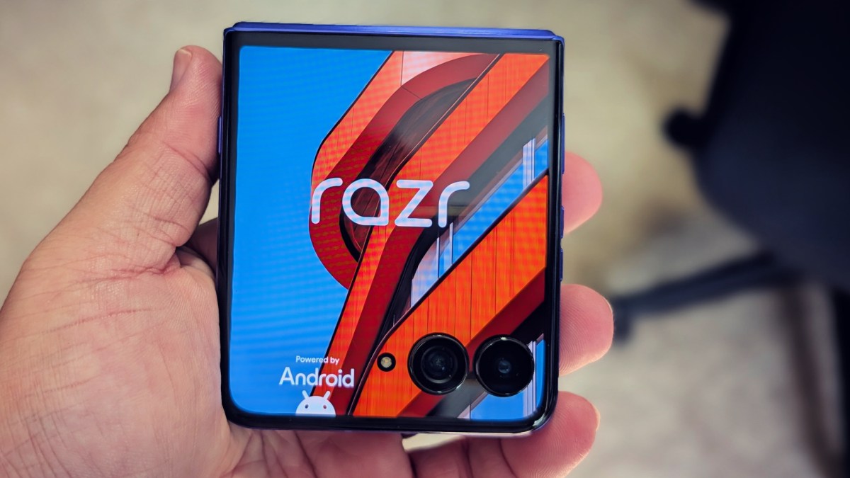 Motorola Razr Ultra (2026) Review: The Ultimate Flip Phone