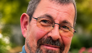 Sadness at passing of popular Rosses postman