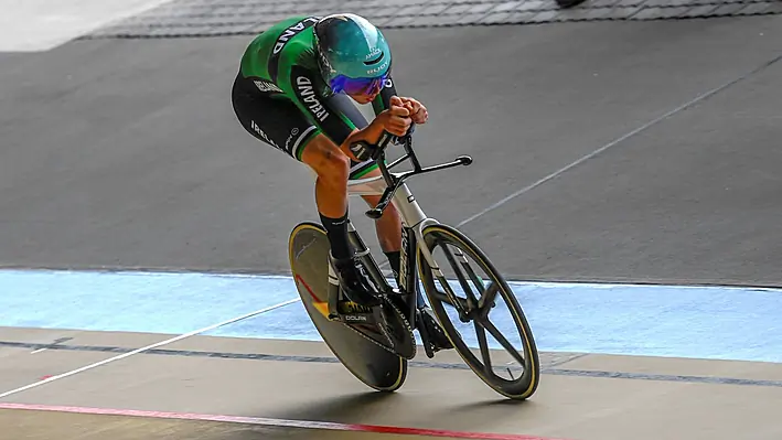 Seth Dunwoody impresses first try on return to track at Europeans