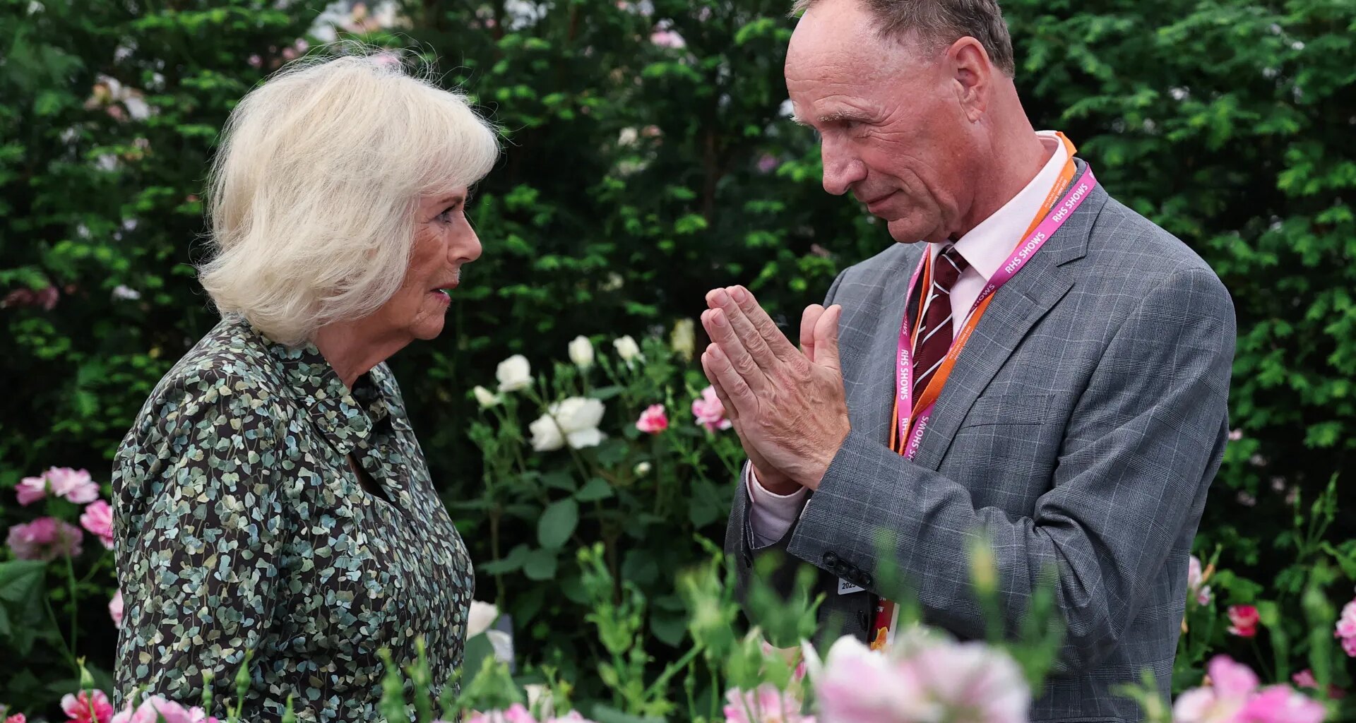 Gardener's World star dies aged 67 after being diagnosed with rare brain illness as Monty Don leads tributes