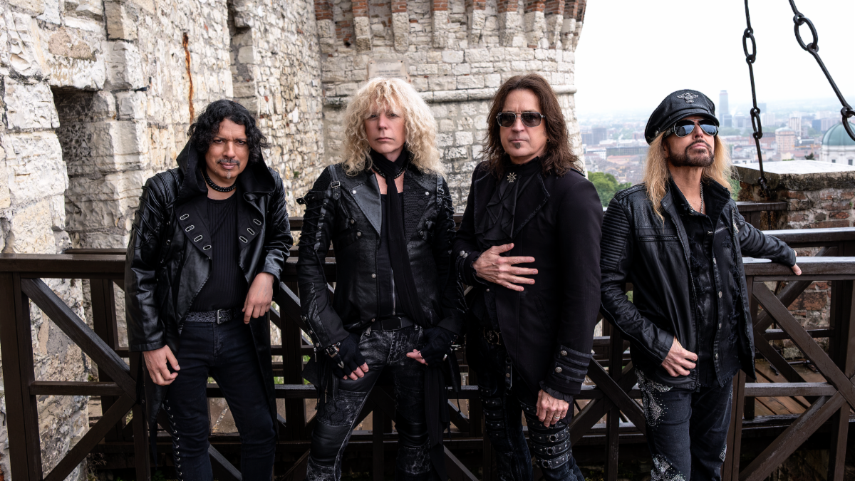 Stryper Announce New Album & Tour, Unveil Title Track "Throne of Thorns"