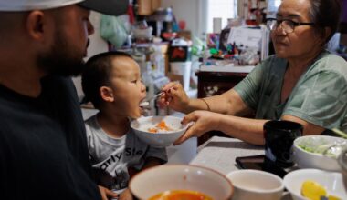 Americans adapt as they face biggest grocery price jump in 50 years
