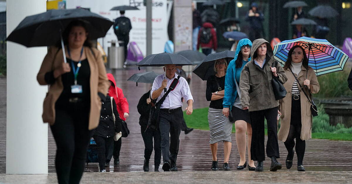 Weekend set to bring wind and rain after prolonged heat spell