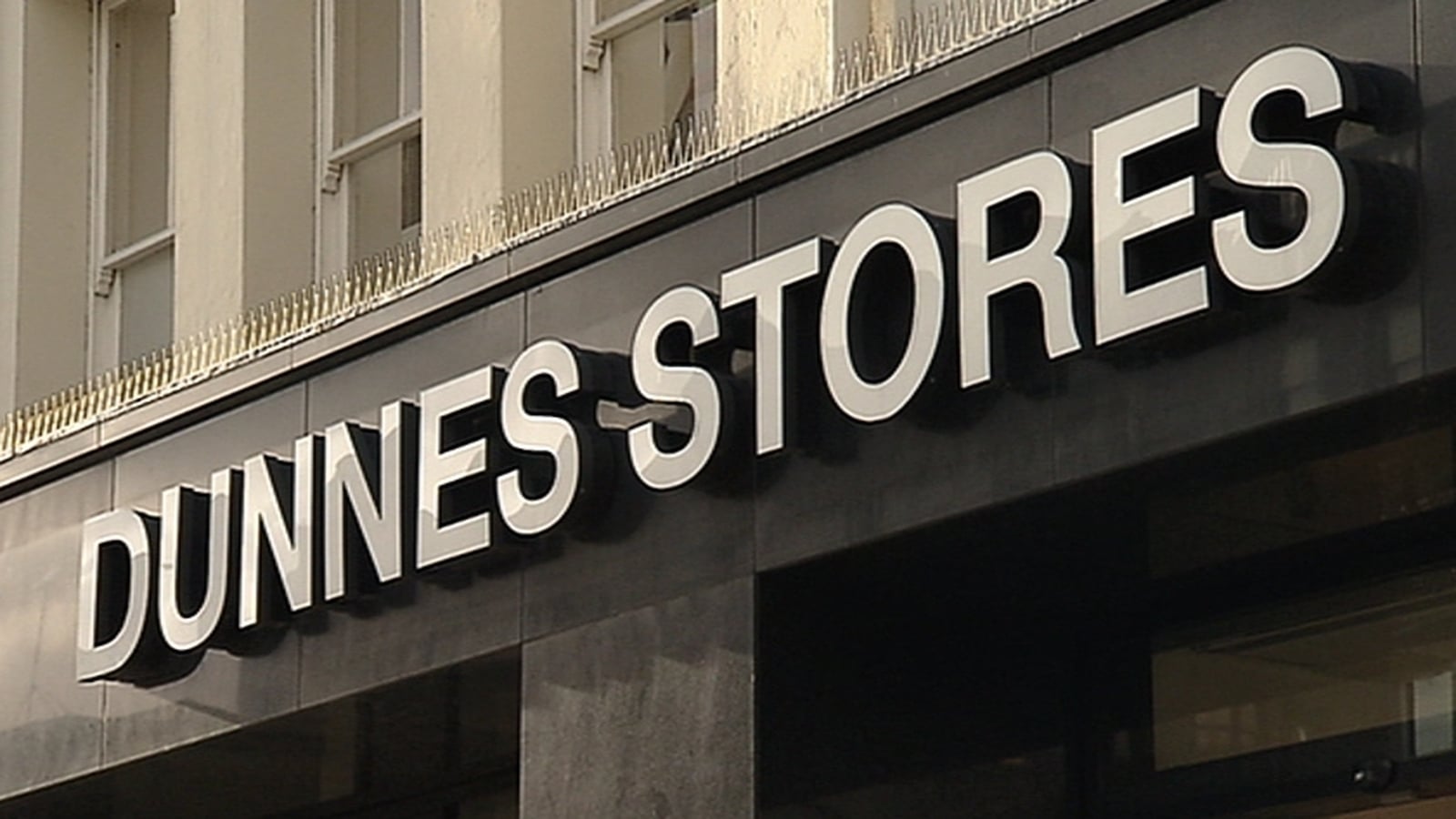 Dunnes salads, pre-packed meals recalled over salmonella