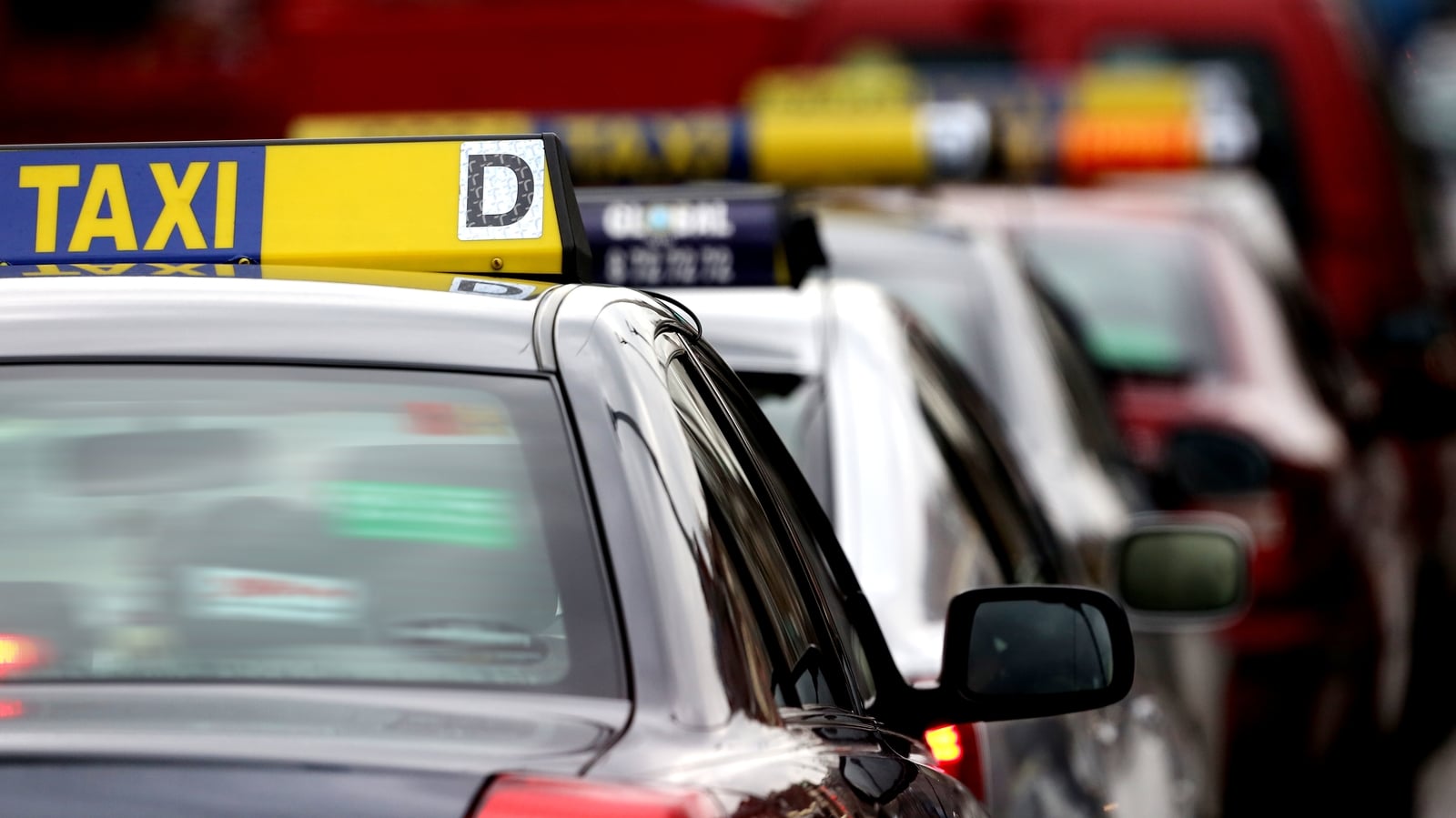 Highest number of taxi drivers recorded in 10 years