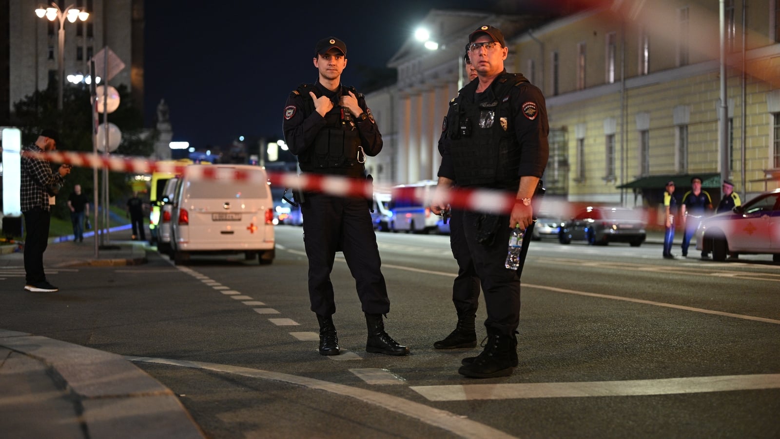 Three killed after bomb attack near Moscow restaurant