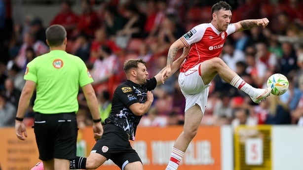 Dublin , Ireland - 2 August 2026; Ryan Edmondson of St Patrick's Athletic in action against Jamie Stott of Derry City during the SSE Airtricity Men's Premier Division match between St Patrick's Athletic and Derry City at Richmond Park in Dublin. (Photo By Stephen McCarthy/Sportsfile via Getty Images