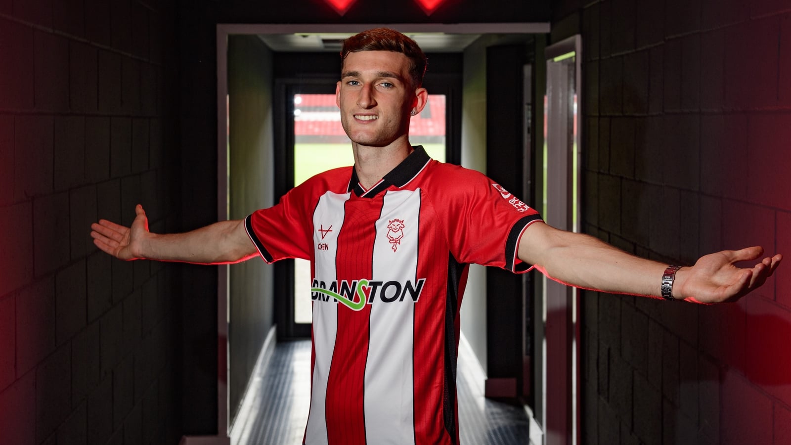 Melia loaned out to Lincoln City as Moylan joins Cardiff