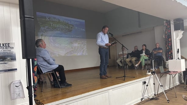 A packed public at Kilkee Community Centre 