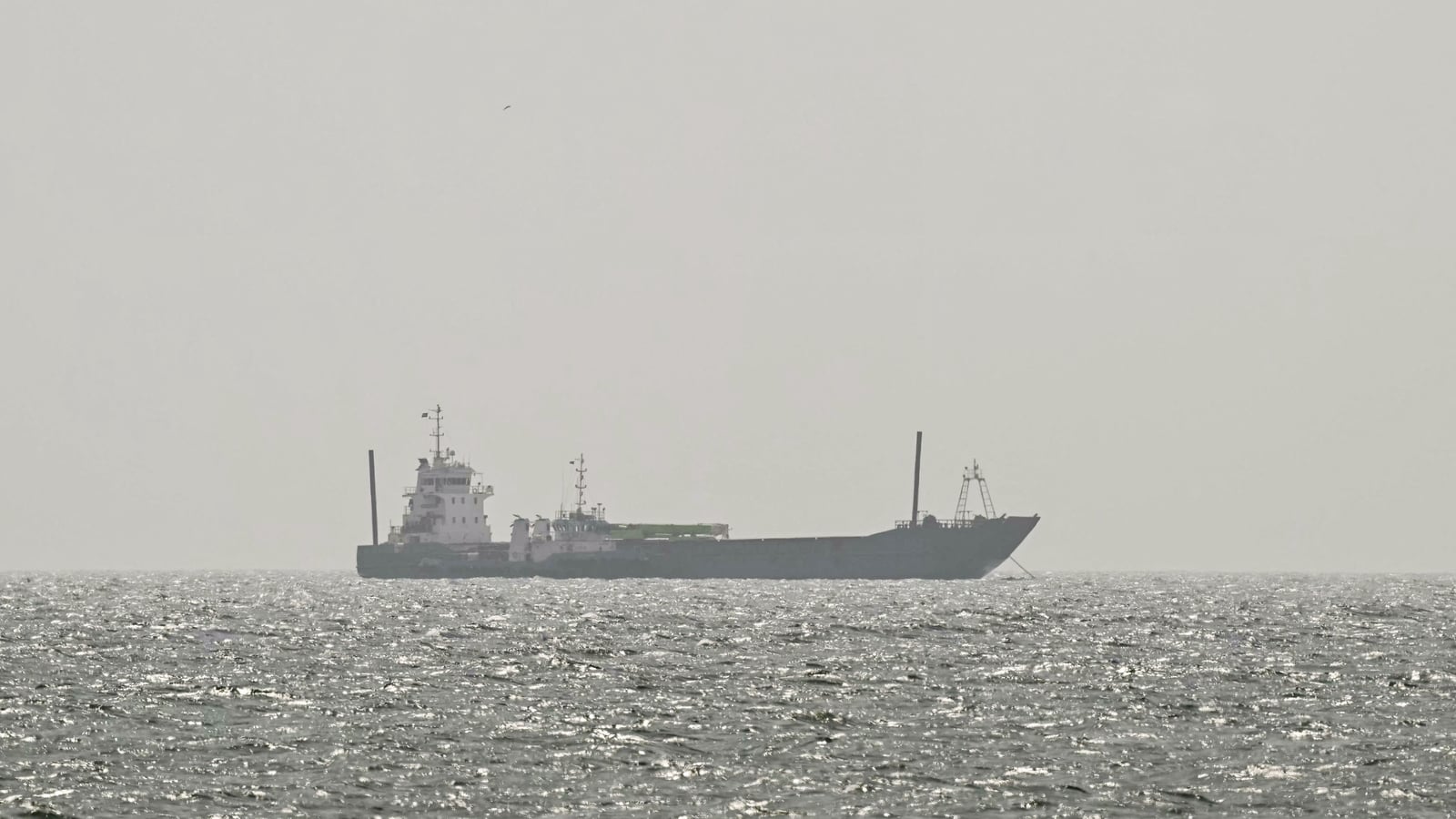 Iran ties Hormuz reopening to US concessions on demands