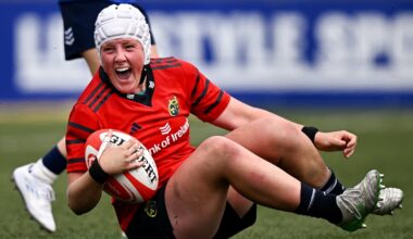 Buttimer stars as Munster hand Leinster a thrashing