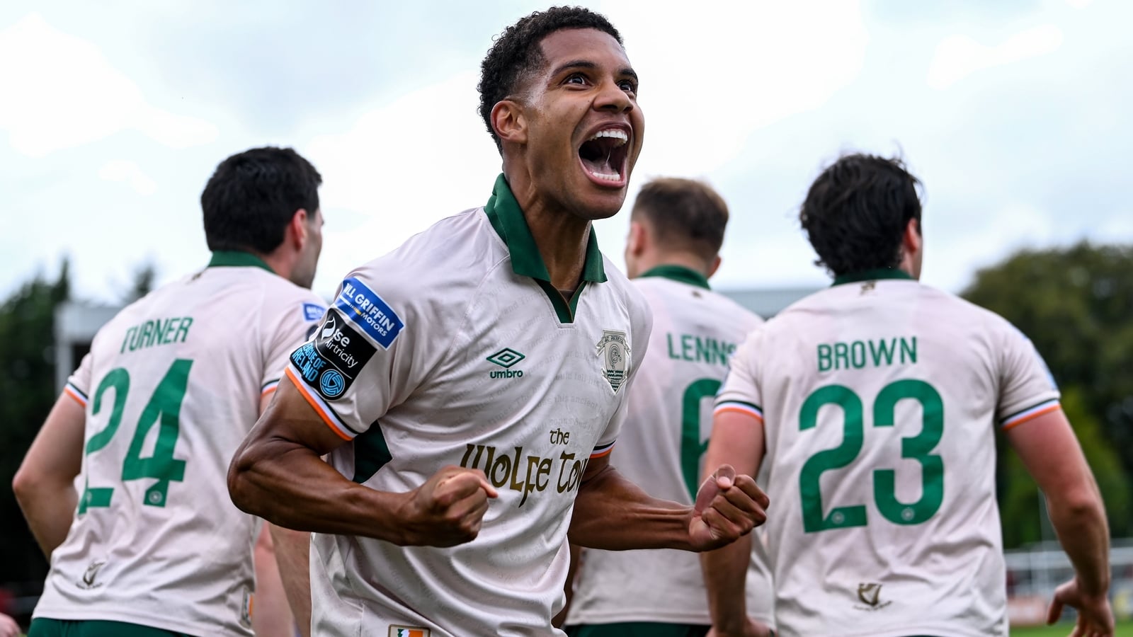 Saints win at Shels as four red cards are shown