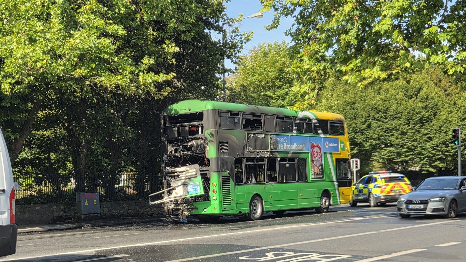 Dublin Bus carrying passengers evacuated after fire