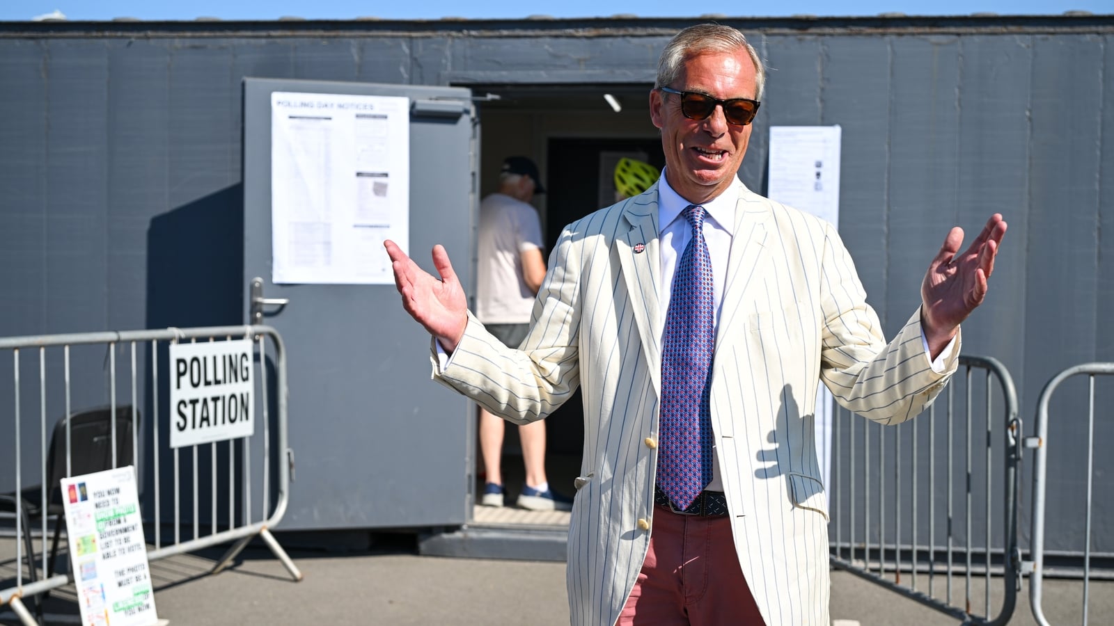 Farage beats Count Binface to win Clacton by-election