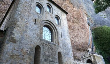 Bones of medieval kings saved from Spanish wildfire