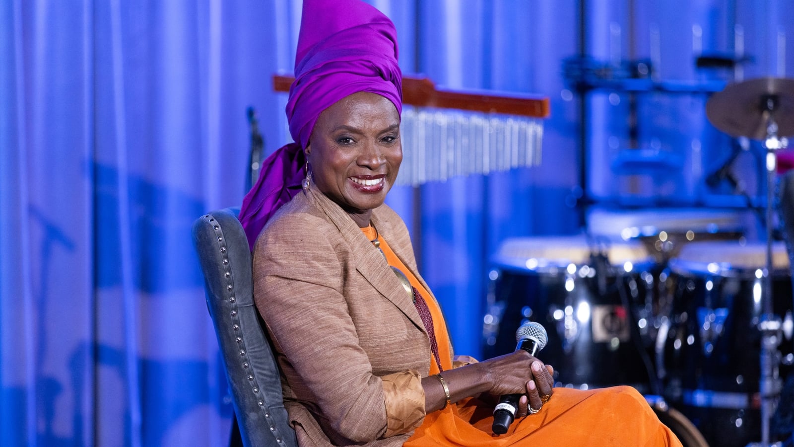 Kidjo first African musician to get Hollywood star