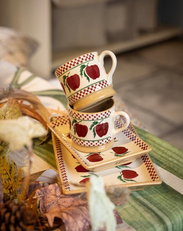 Nicholas Mosse ceramics