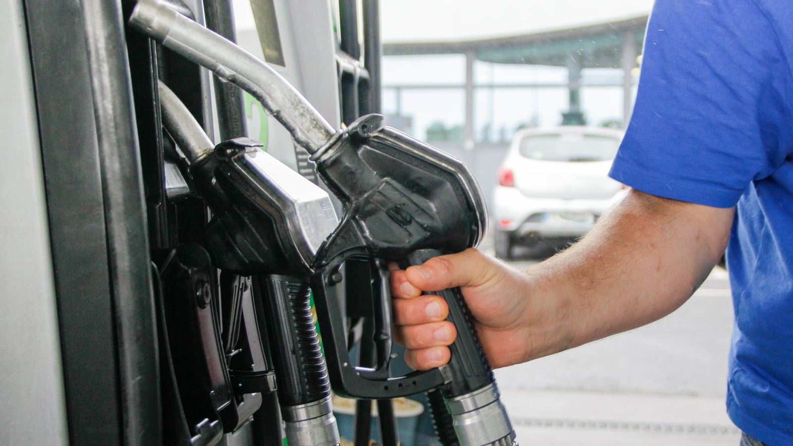 McDonald calls for early Dáil recall over fuel measures