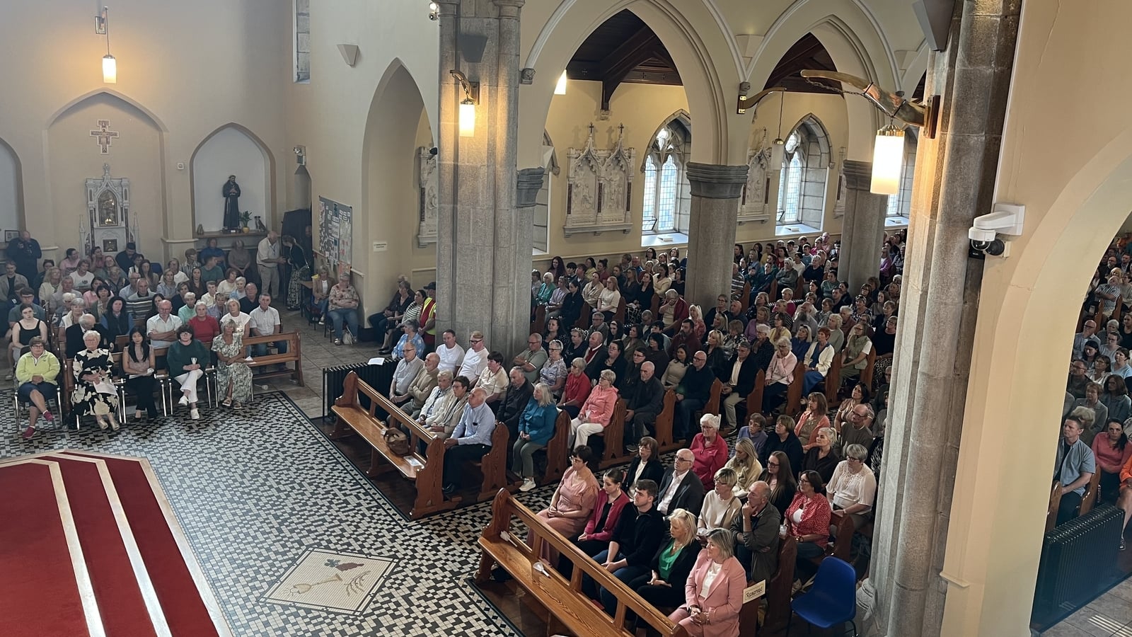 Hundreds attend vigil held for family injured in M9 crash