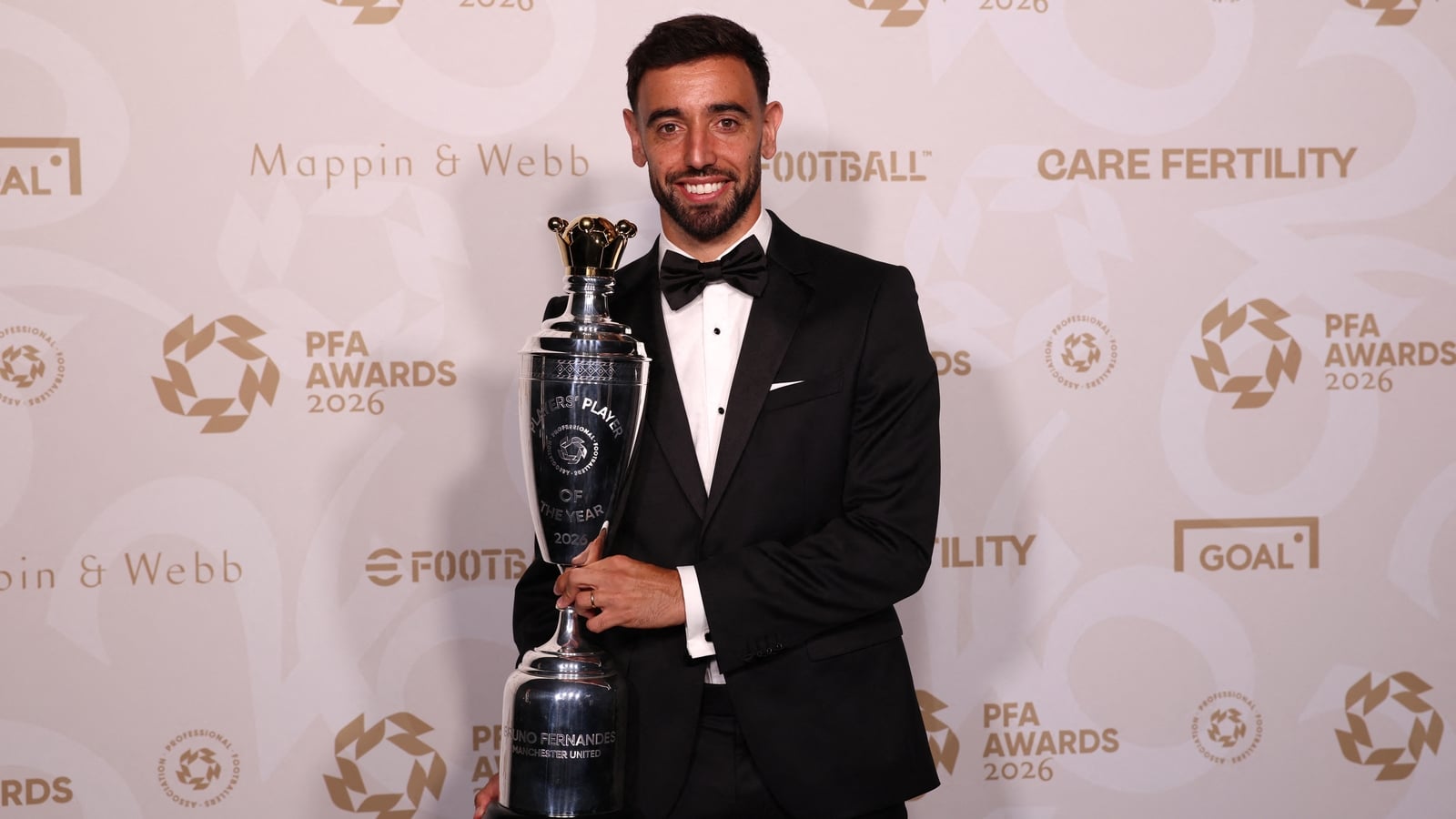 Fernandes and Shaw take top honours at PFA awards