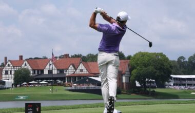 McIlroy catches fire to surge into frame at East Lake