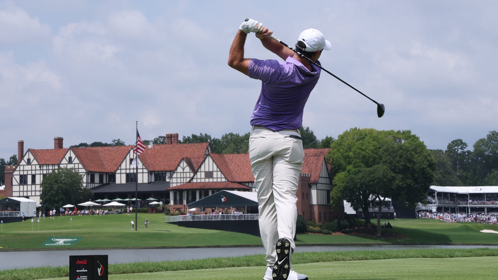 McIlroy catches fire to surge into frame at East Lake
