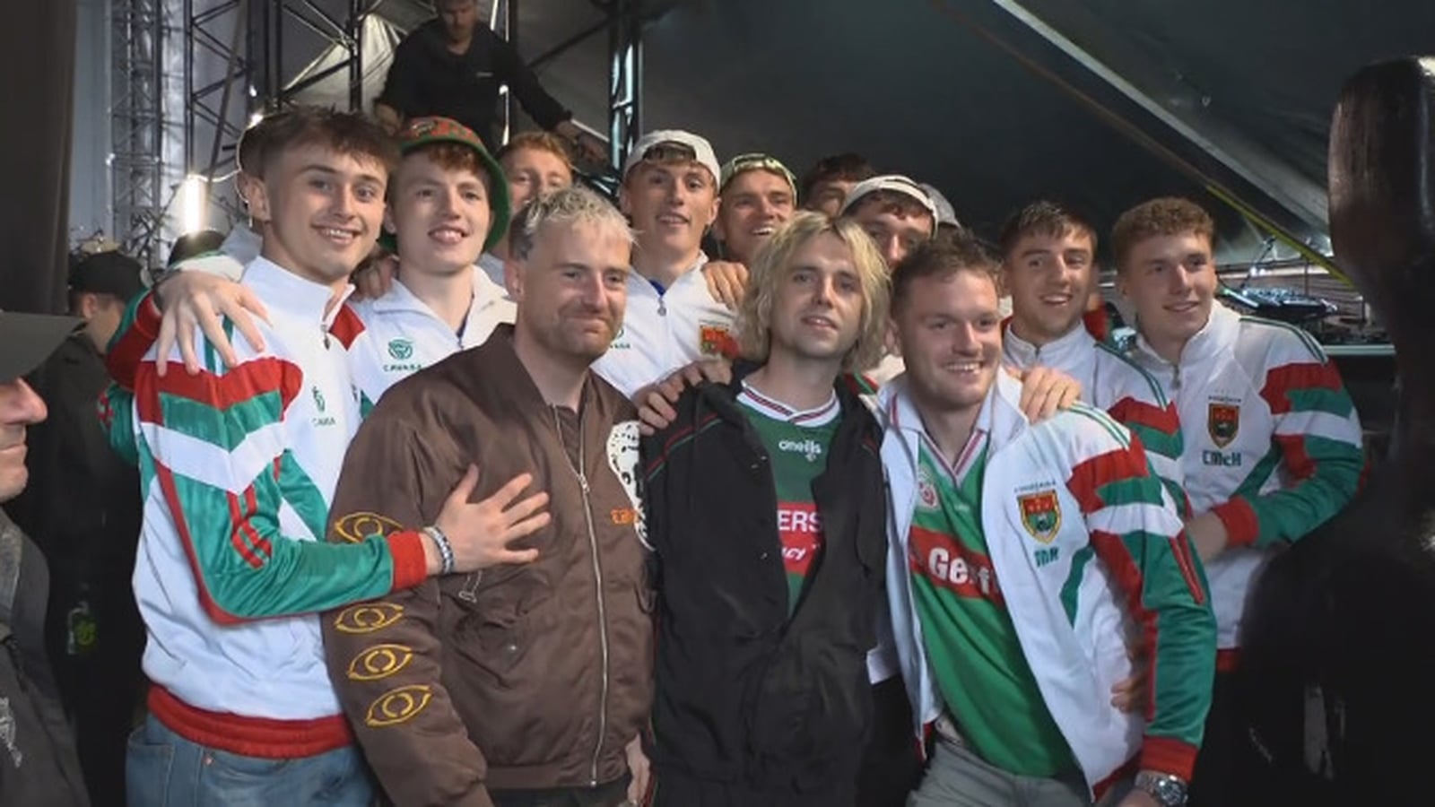 Watch: Mayo football team on stage with Saw Doctors at EP